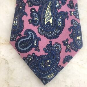 ITALY ALL SILK PINK BLUE PAISLEY NECKTIE
